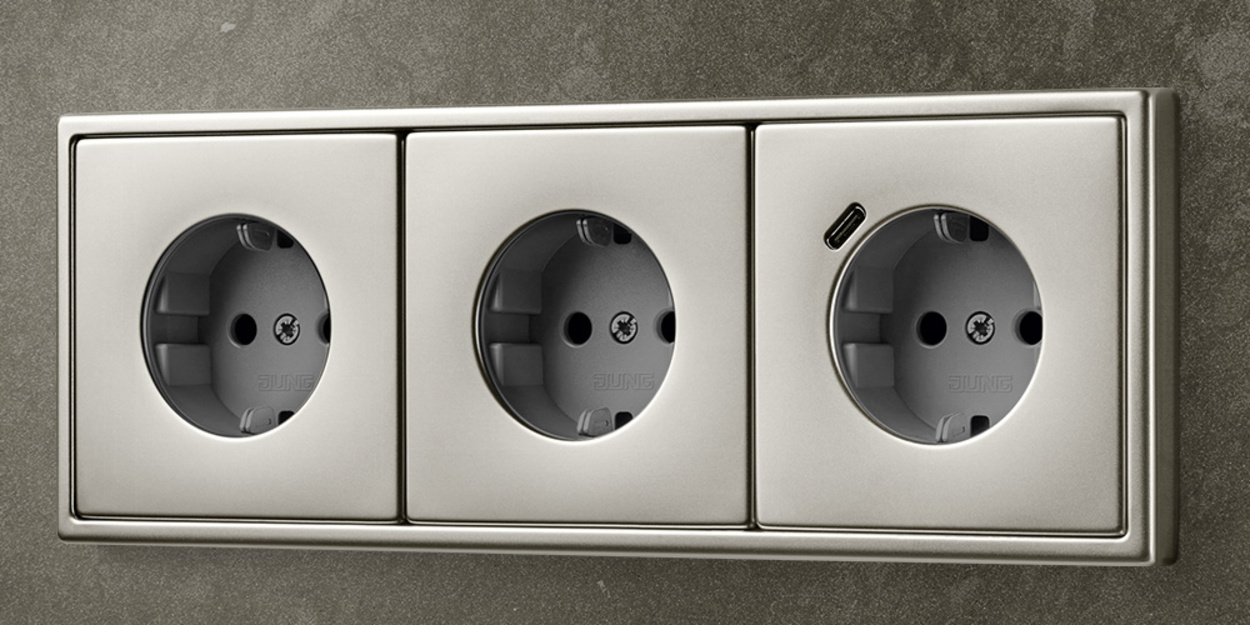 SCHUKO® Steckdosen mit USB bei Schmidt Elektrotechnik in Strasburg